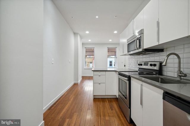 427 N BUDD ST, Philadelphia, PA 19104