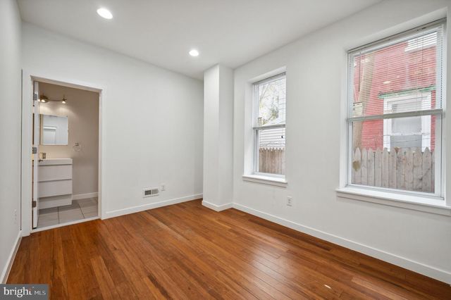 427 N BUDD ST, Philadelphia, PA 19104