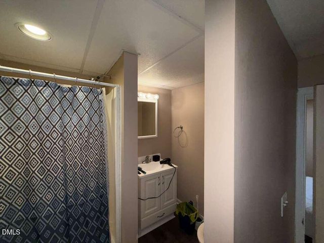 314 Willowood Drive, Henderson, NC 27536