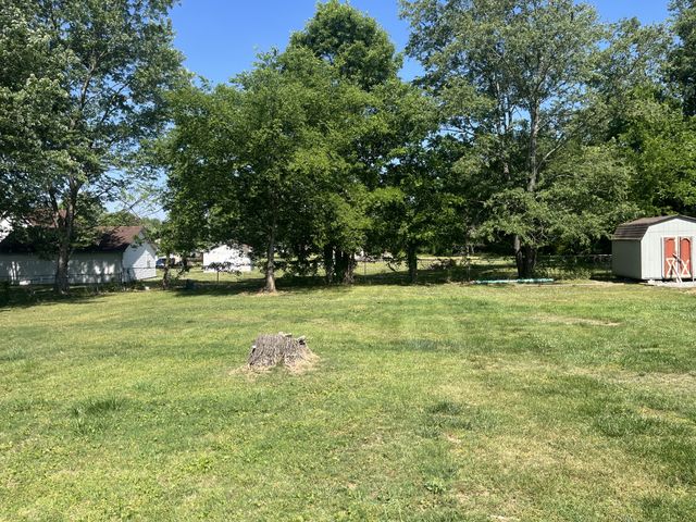 5833 Seminary Rd, Smyrna, TN 37167