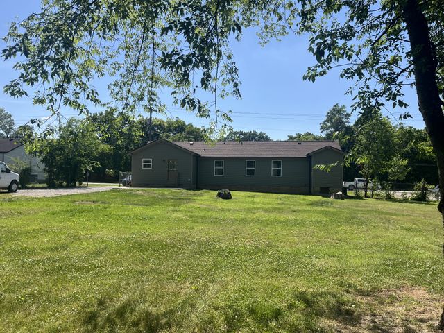 5833 Seminary Rd, Smyrna, TN 37167