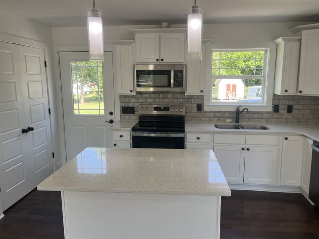 5833 Seminary Rd, Smyrna, TN 37167
