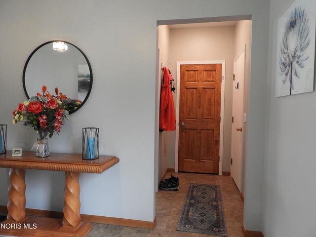 1513 Cogans Lane, Bowling Green, OH 43402