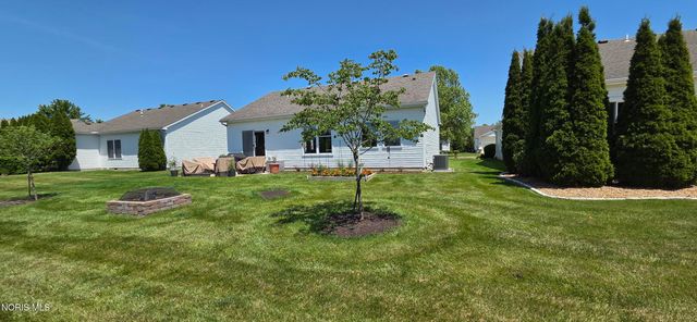 1513 Cogans Lane, Bowling Green, OH 43402