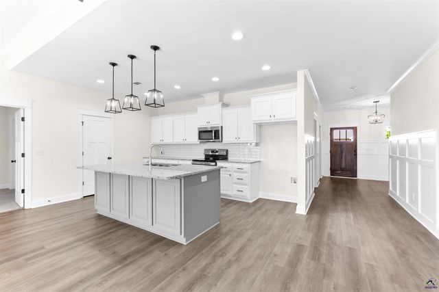 101 Sugar Creek Trail, Perry, GA 31069