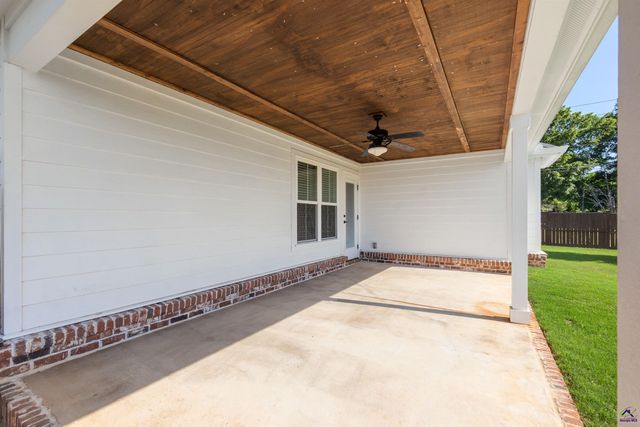 101 Sugar Creek Trail, Perry, GA 31069