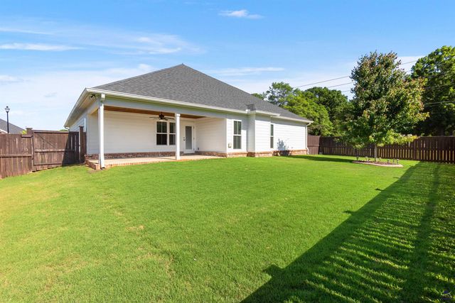 101 Sugar Creek Trail, Perry, GA 31069