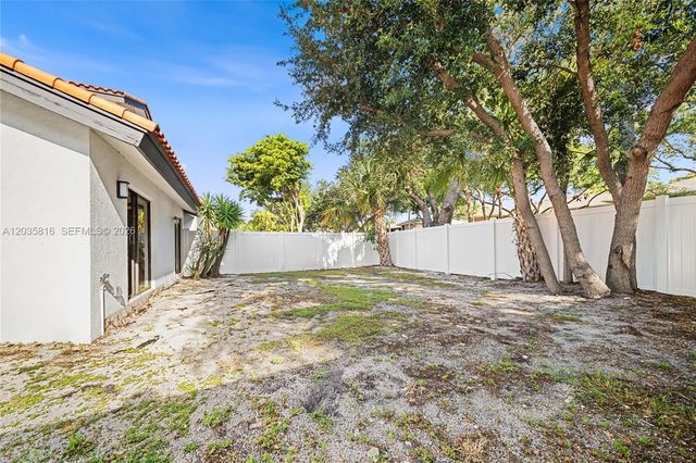 443 NE 38th Street, Boca Raton, FL 33431