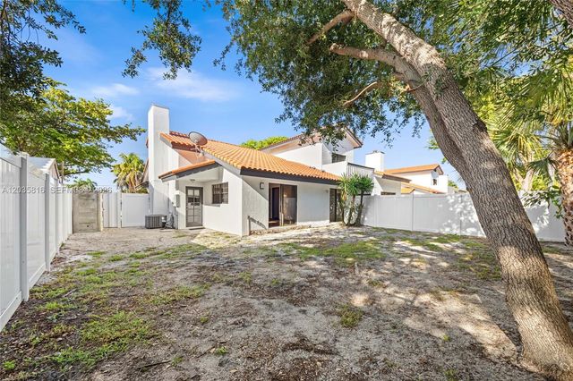 443 NE 38th Street, Boca Raton, FL 33431