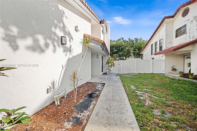 443 NE 38th Street, Boca Raton, FL 33431