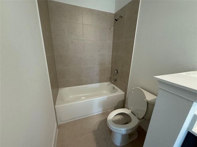 2949 SAILHOUSE DRIVE, St Cloud, FL 34771