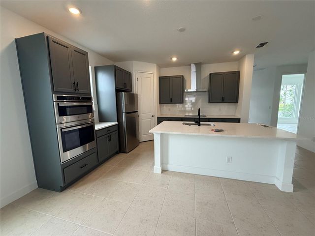 2949 SAILHOUSE DRIVE, St Cloud, FL 34771