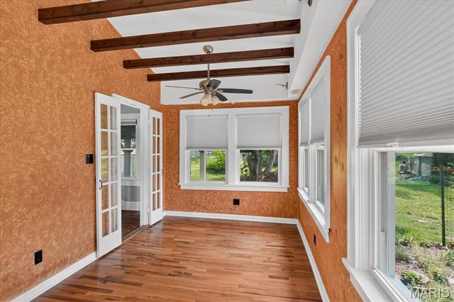 9122 Delphine Avenue, St Louis, MO 63114