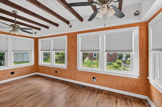 9122 Delphine Avenue, St Louis, MO 63114