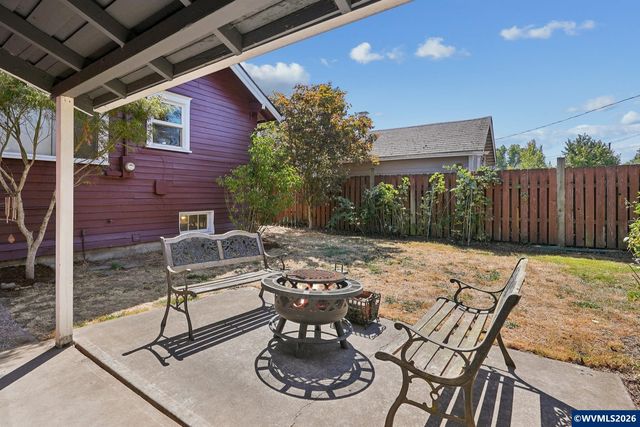 1919 5th St NE, Salem, OR 97301