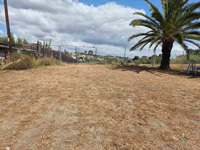 6818 Wunderlin ave, San Diego, CA 92114