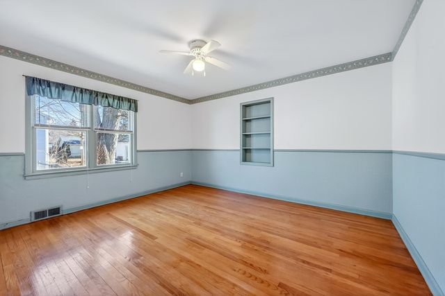 1201 Mills Avenue, Muskegon, MI 49445