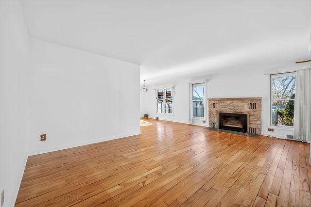 1201 Mills Avenue, Muskegon, MI 49445