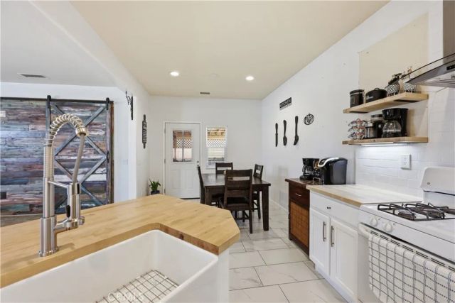 11767 Highgrove Court, Adelanto, CA 92301