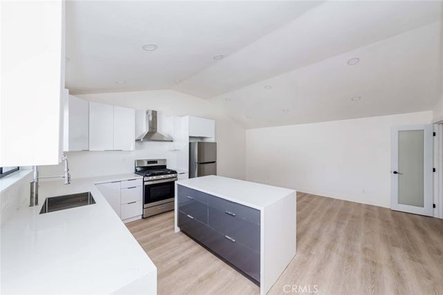 1886 Bonita Avenue, La Verne, CA 91750