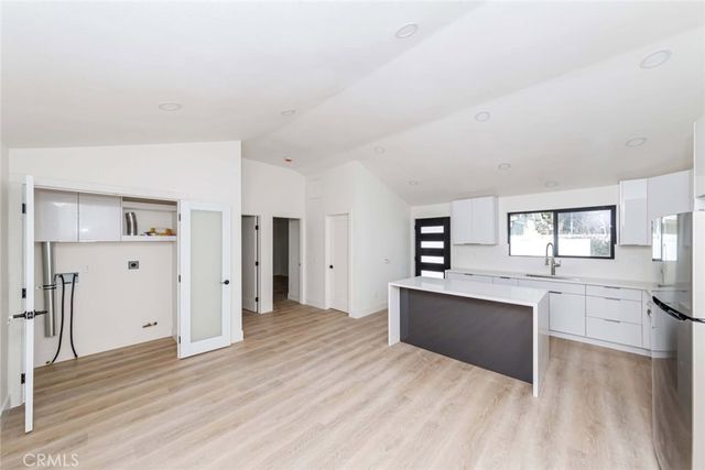 1886 Bonita Avenue, La Verne, CA 91750