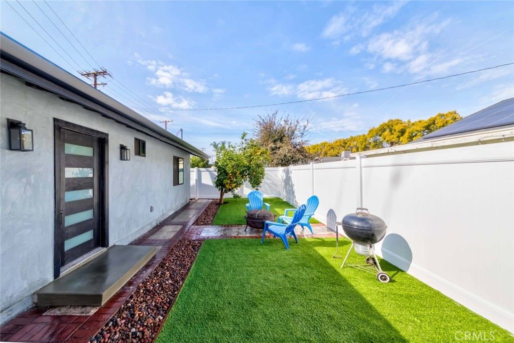 1886 Bonita Avenue, La Verne, CA 91750