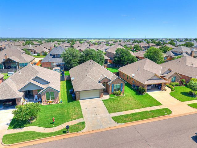 5917 NW 159th Street, Edmond, OK 73013
