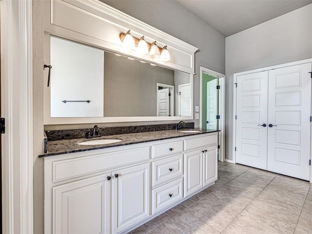 5917 NW 159th Street, Edmond, OK 73013