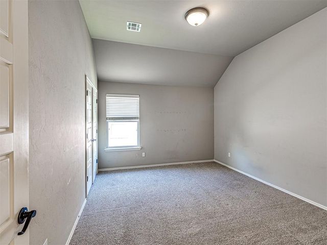 5917 NW 159th Street, Edmond, OK 73013