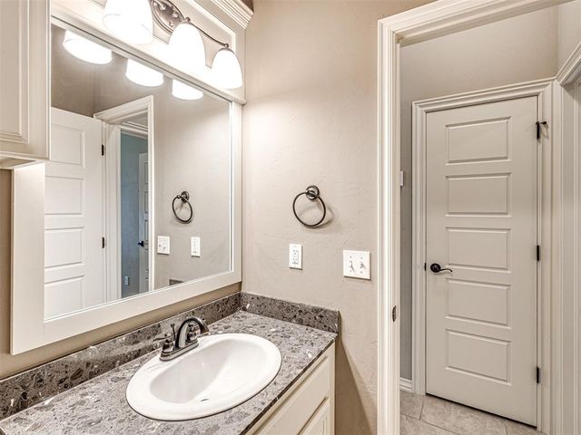 5917 NW 159th Street, Edmond, OK 73013