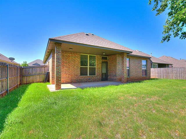 5917 NW 159th Street, Edmond, OK 73013
