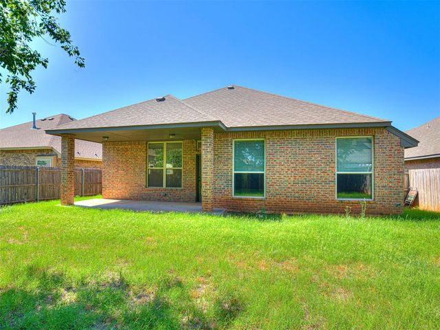 5917 NW 159th Street, Edmond, OK 73013