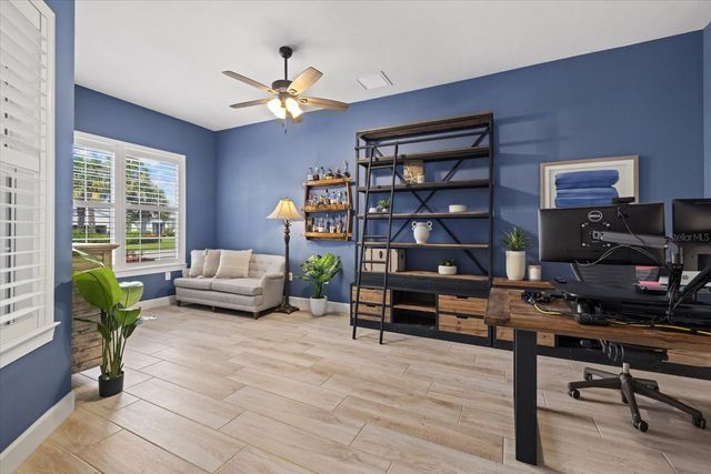 12105 SEABROOK AVENUE, Bradenton, FL 34211