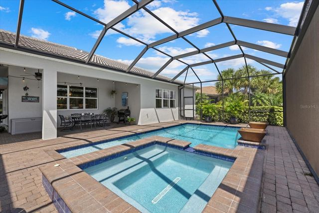 12105 SEABROOK AVENUE, Bradenton, FL 34211