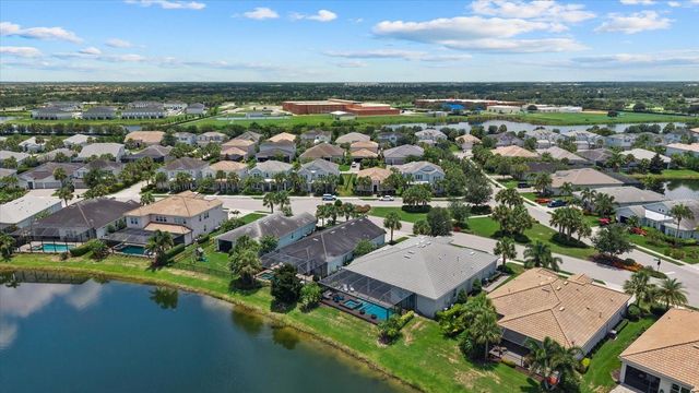 12105 SEABROOK AVENUE, Bradenton, FL 34211