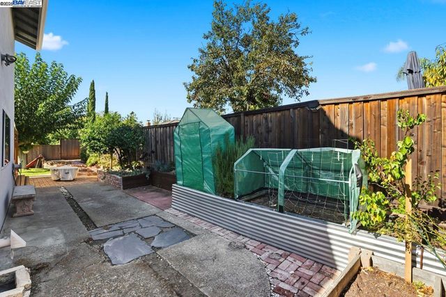 7767 Burnham Way, Dublin, CA 94568