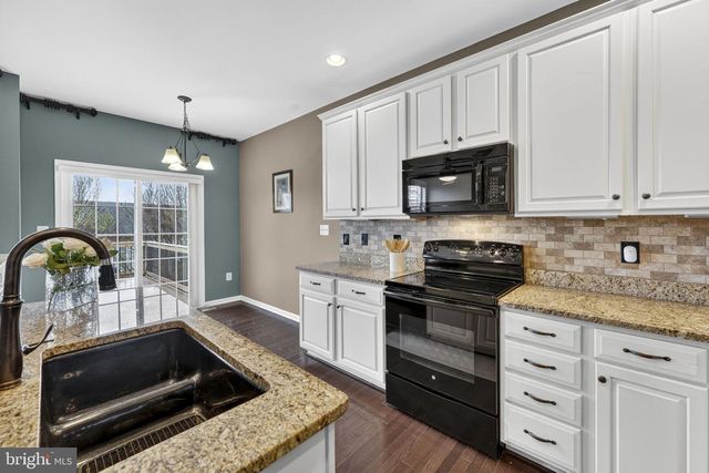 206 CROFT SQ, Purcellville, VA 20132
