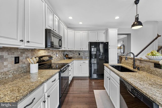 206 CROFT SQ, Purcellville, VA 20132