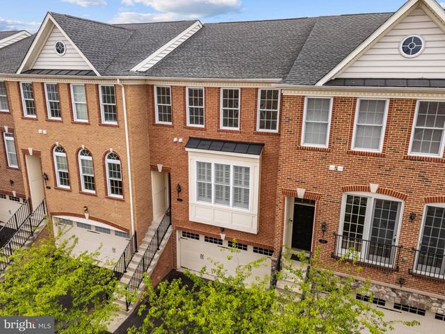206 CROFT SQ, Purcellville, VA 20132