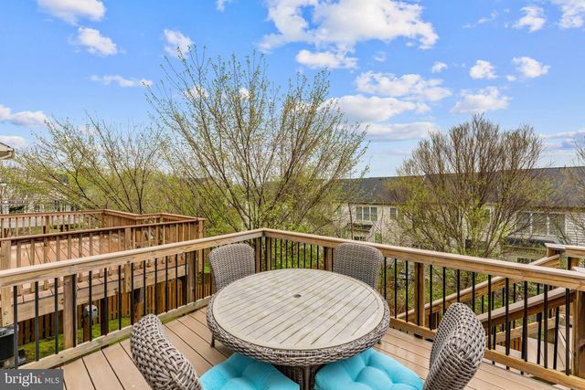 206 CROFT SQ, Purcellville, VA 20132