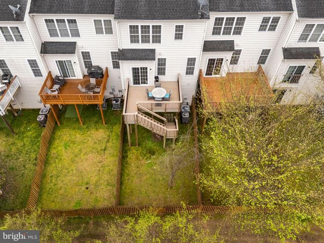 206 CROFT SQ, Purcellville, VA 20132