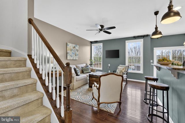 206 CROFT SQ, Purcellville, VA 20132