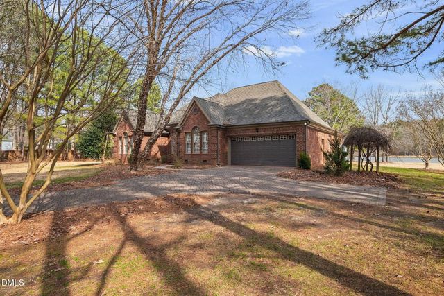 631 Cross Link Drive, Angier, NC 27501