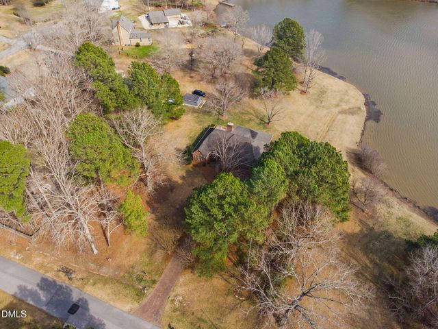 631 Cross Link Drive, Angier, NC 27501