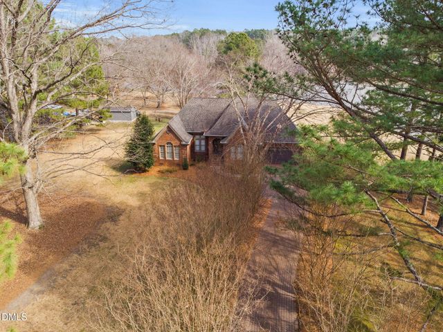 631 Cross Link Drive, Angier, NC 27501