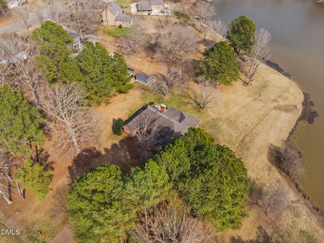 631 Cross Link Drive, Angier, NC 27501