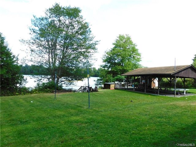 1192 State Route 52 18, Loch Sheldrake, NY 12759