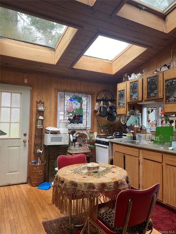 1192 State Route 52 18, Loch Sheldrake, NY 12759