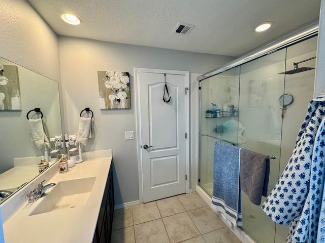 127 Prism Avenue SW, Rio Rancho, NM 87124