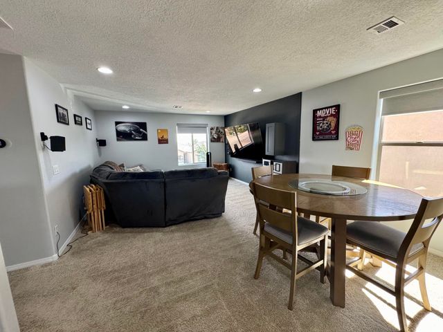 127 Prism Avenue SW, Rio Rancho, NM 87124